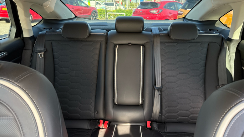 Ford Mondeo Vignale 2.0 TDCi 180 4dr Diesel Saloon